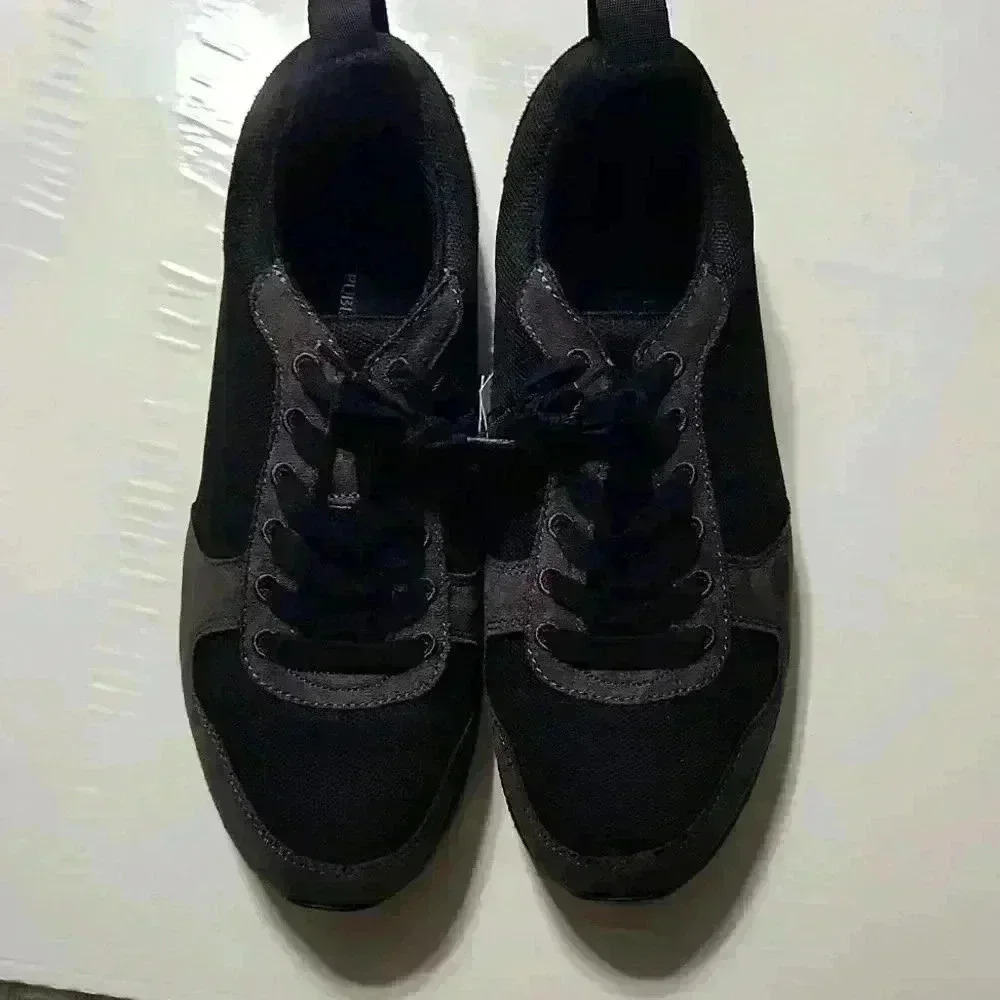 Banana Republic Mesh Trainer Sneaker - Picture 8 of 8
